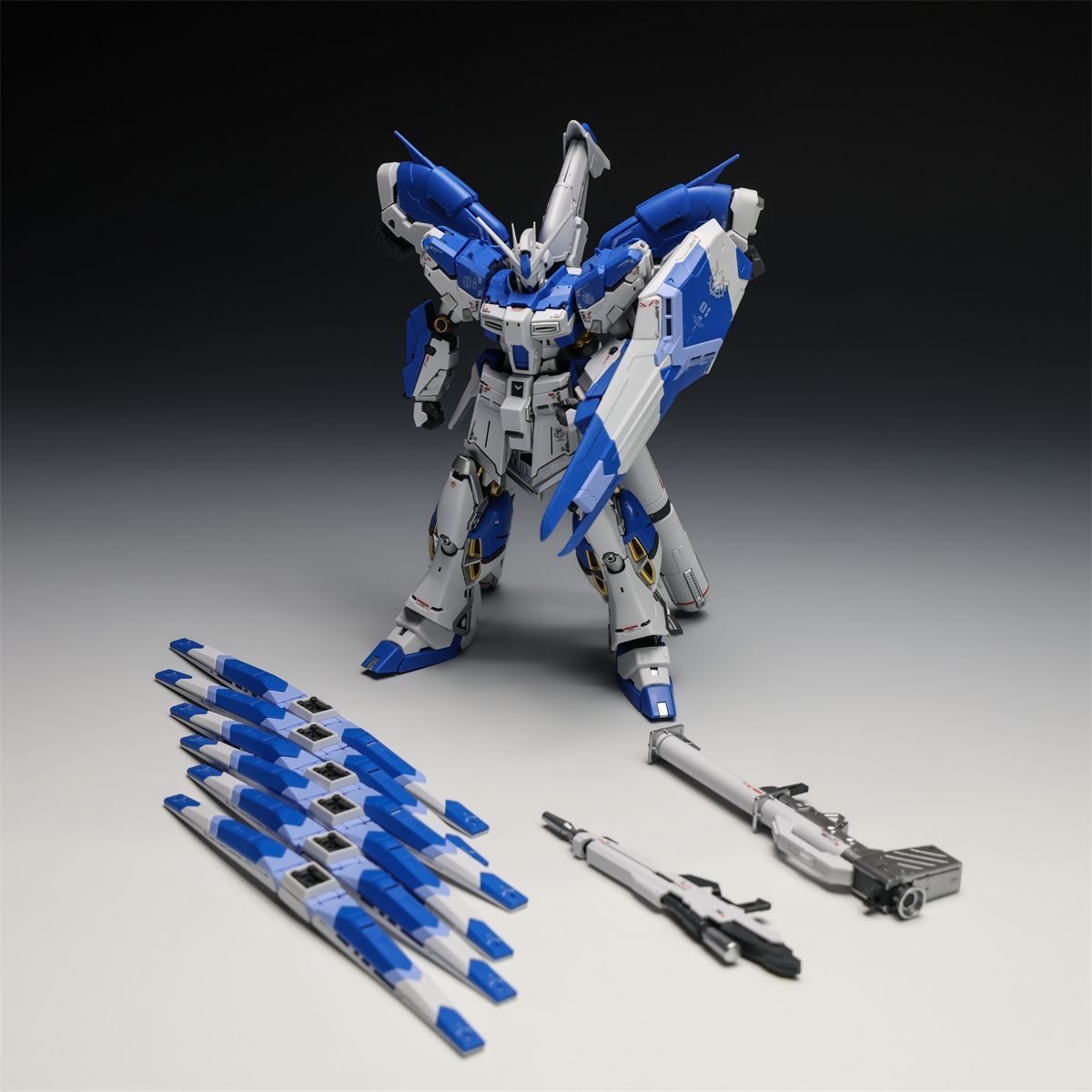 ชุดประกอบโมเดลกันดั้ม Hi-v ขนา - Model Kit Mecha บทวิจารณ์และราคา