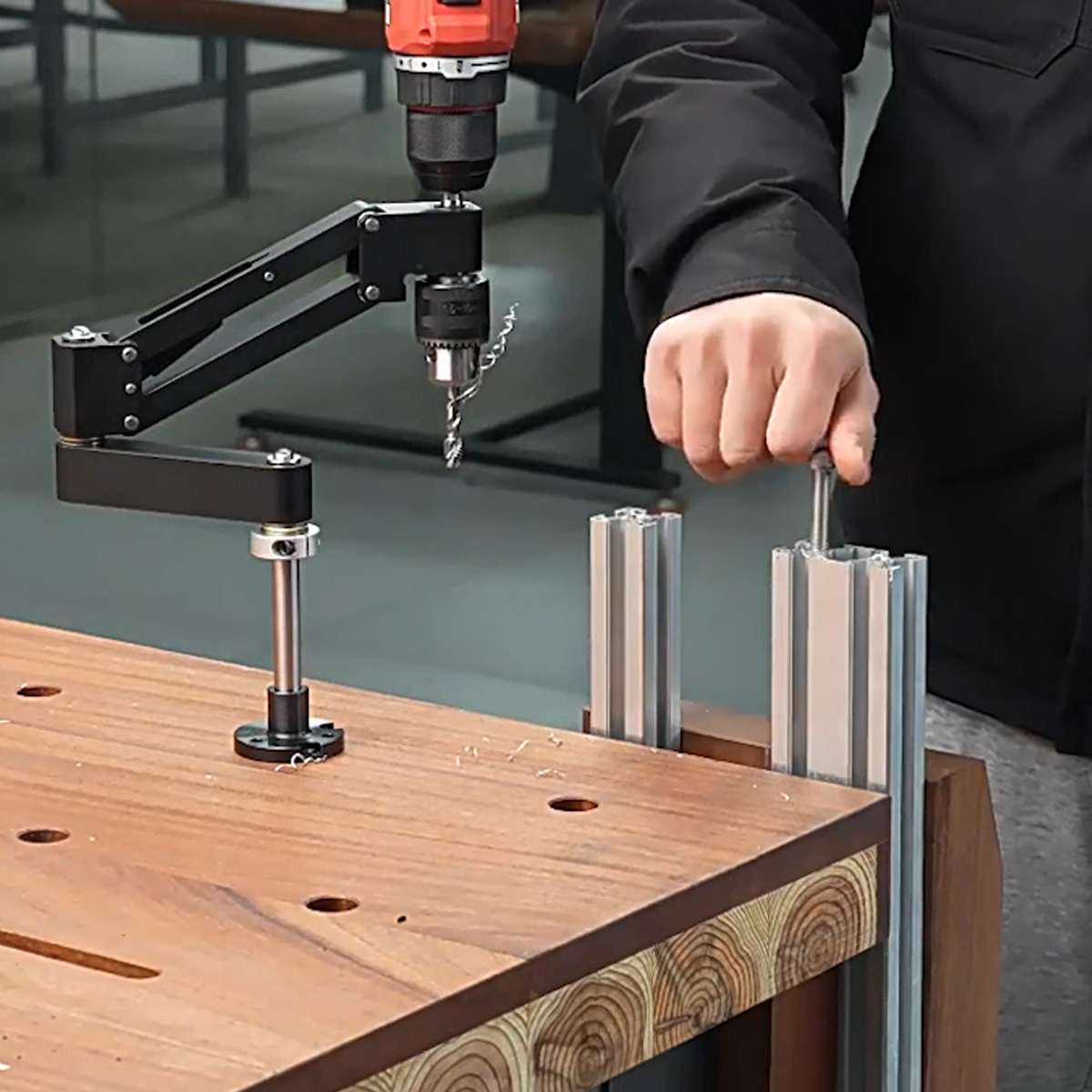 ขาตั้งแขนยึดแบบปรับได้สำหรับสว - Model Kit Vise บทวิจารณ์และราคา
