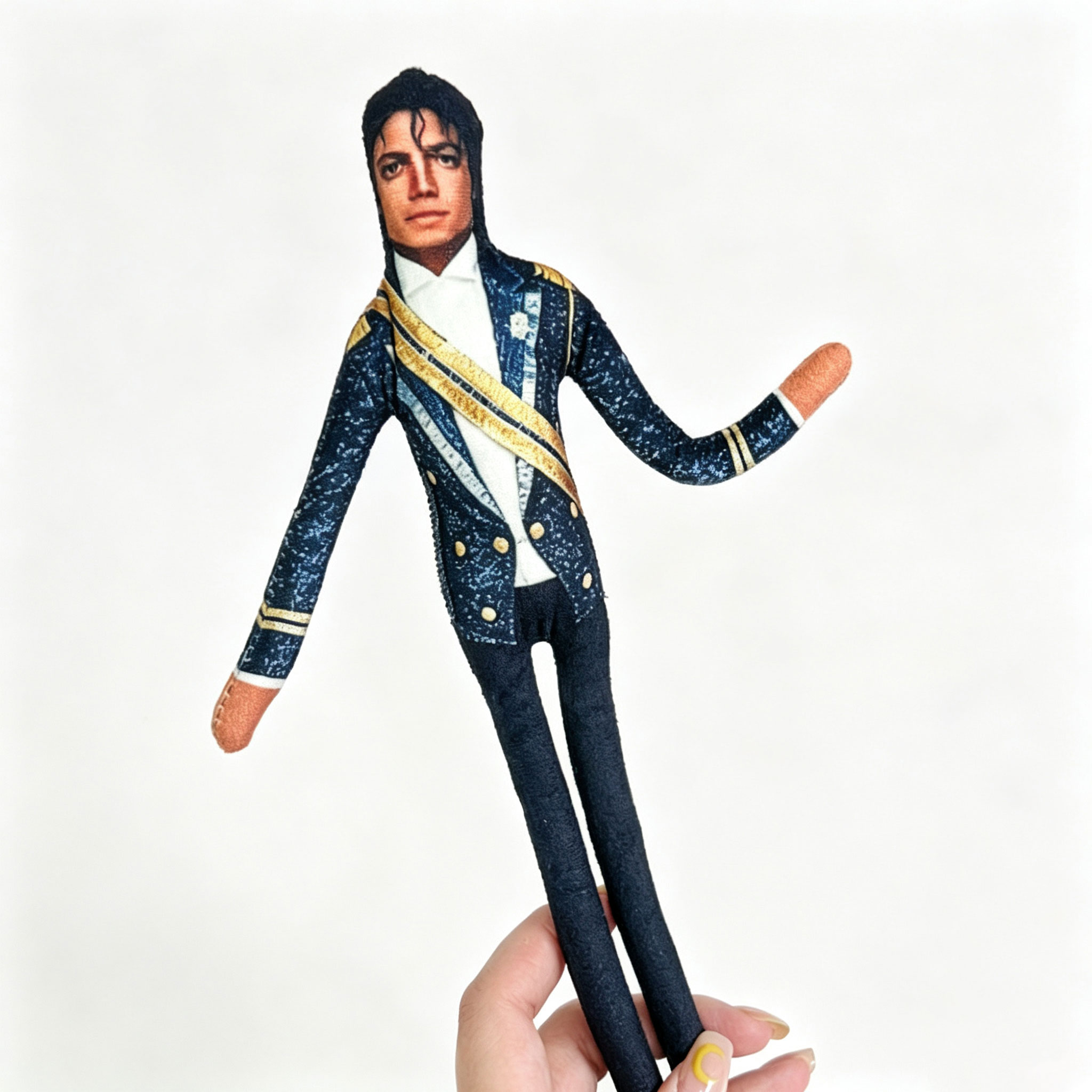 ตุ๊กตาไมเคิล แจ็คสัน อนิเมะ MJ - Model Kit Joints บทวิจารณ์และราคา